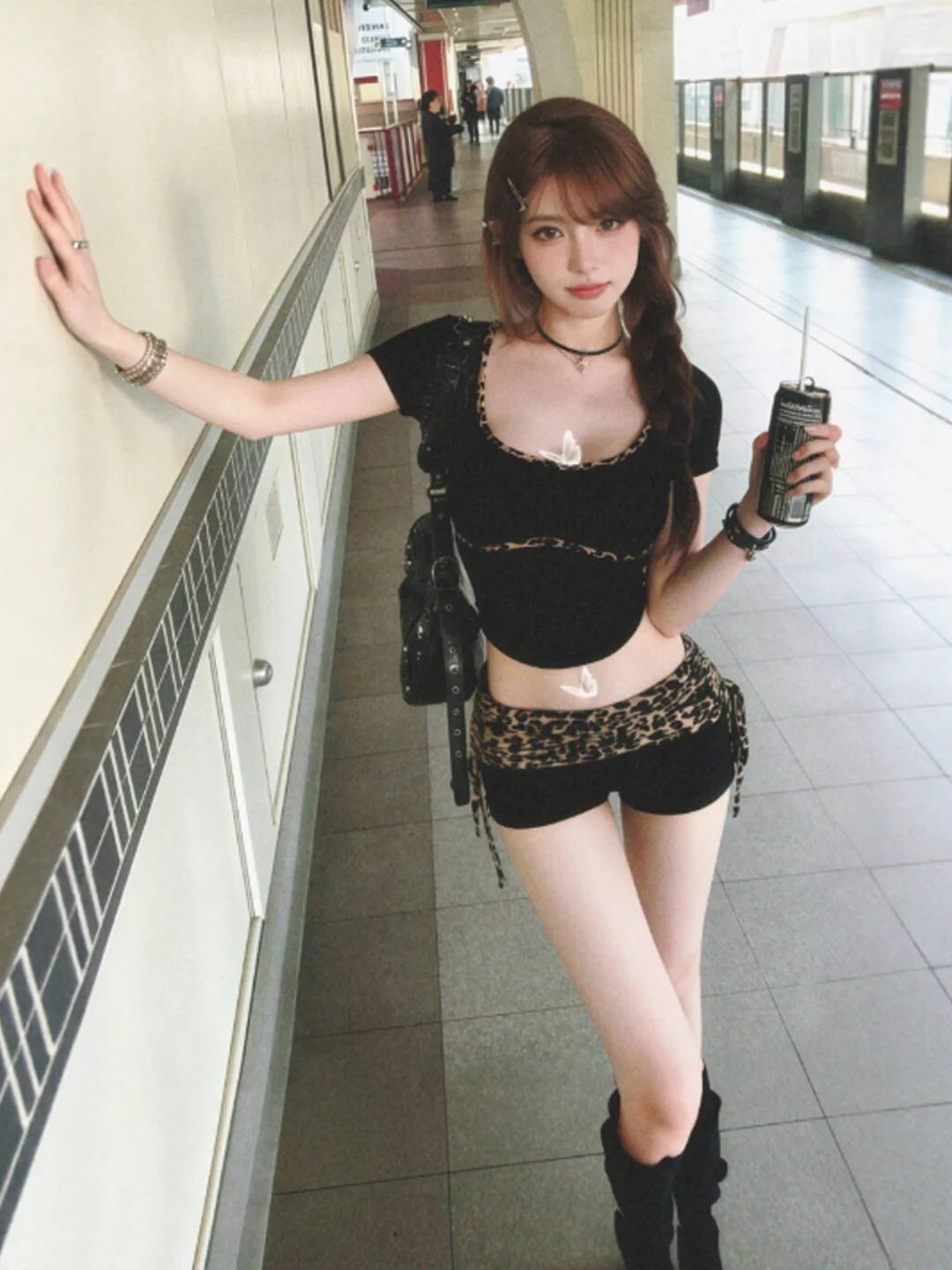 

Сексуальный комплект-двойка с бандажными элементами: миниатюрная элегантность, готовый образ OOTD, летняя коллекция, комфортный хлопковый микс