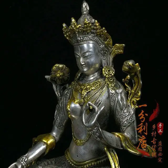 Tibetan Tantra Tibetan old silver gilt whiteness mother original Buddha statue pure handmade silver Buddha is enshrined in the B