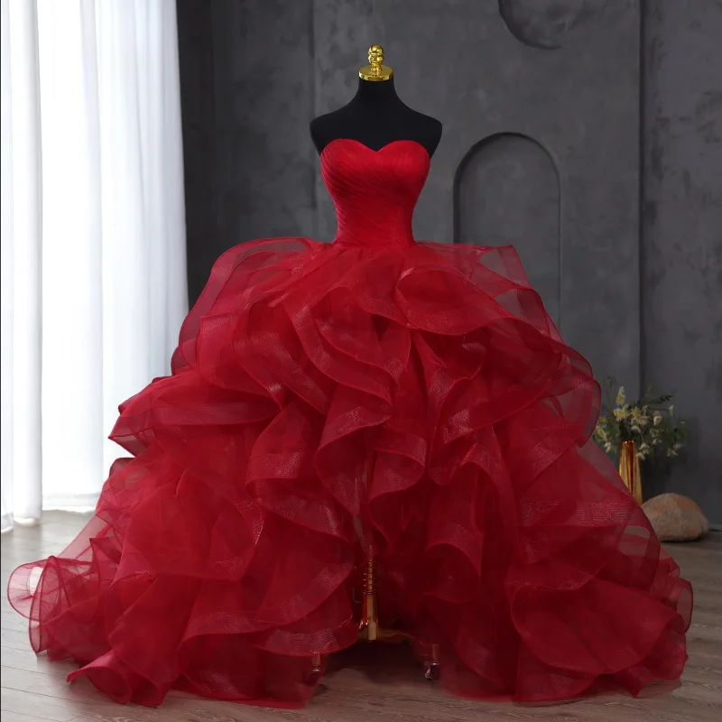 

Customized Vestido De Noiva Unique Sweet Strapless Burgundy Short Front Long Back Wedding Dress Beach Knee Length Bridal Gown