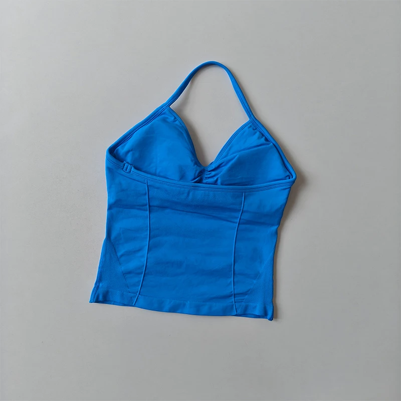 Lange, trägerlose, nahtlose Yoga-Tanktops mit gerafftem Rücken, ärmellose Fitness-Shirts mit integriertem BH, Sportbekleidung. – Detail 10
