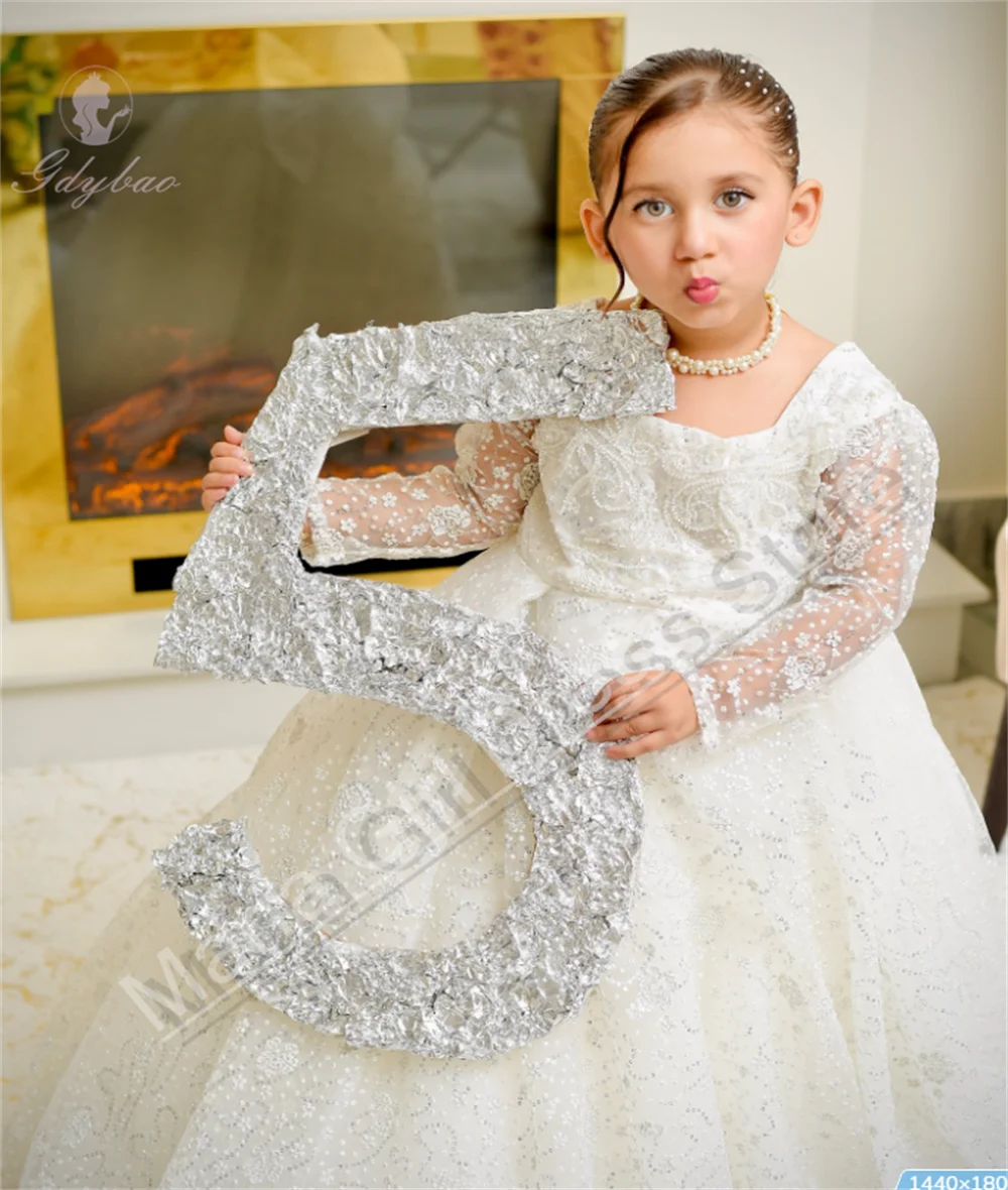 فساتين لحضور الحفلات الموسيقية للفتيات باللون العاجي متألقة ورقبة مربعة وأكمام طويلة تناسب فساتين عرض أعياد الميلاد للأطفال