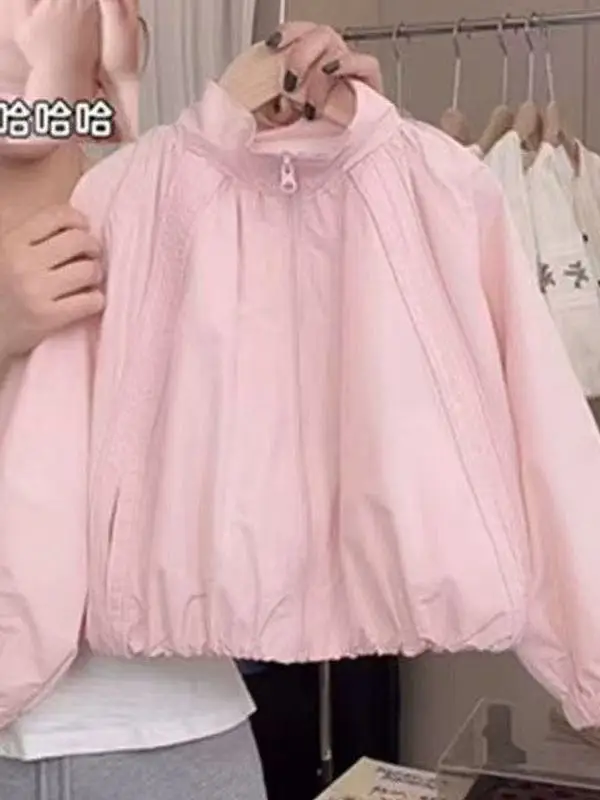 

Новая весенняя куртка для девочек: удобная, милая, с пышным подолом, воротником-стойкой, в корейском стиле, повседневная, свободного кроя, на молнии, короткая.