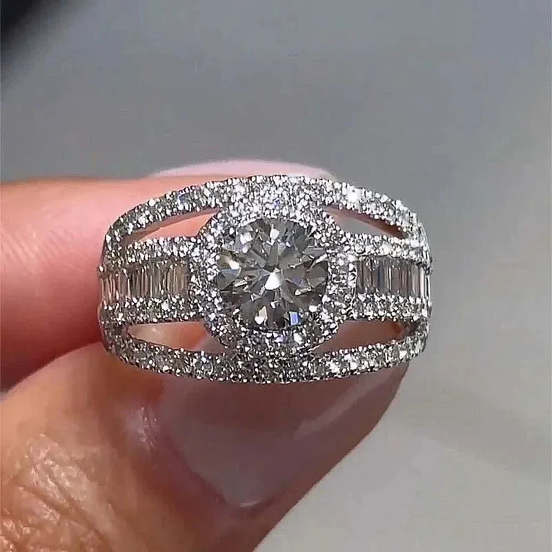 Huitan Noble Bright Rings Hollow-out Design Shiny Cubic Zirconia Finger Accessories for Wedding Hot Opulent Female Party Jewelry