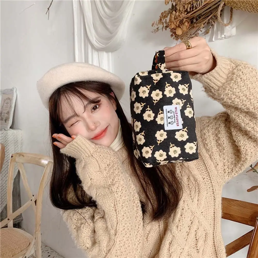 Girl Fashion Large-capacity Lady Plaid Wash bag Pencil Case Handbag Lipsticks Bag Women Cosmetic bag