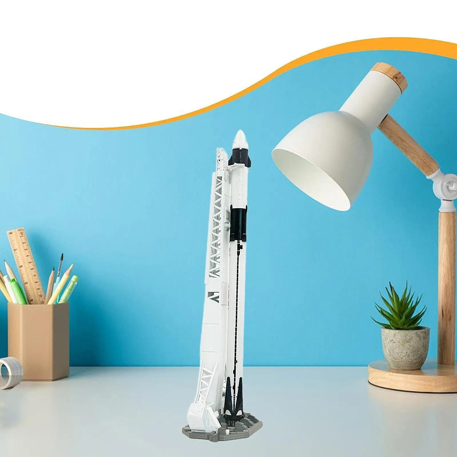 

1/200 Space Rocket Model Ornament Desktop Decor, Flying Model Rocket, Spacecraft Toy for Kids, Adults, Women Children
