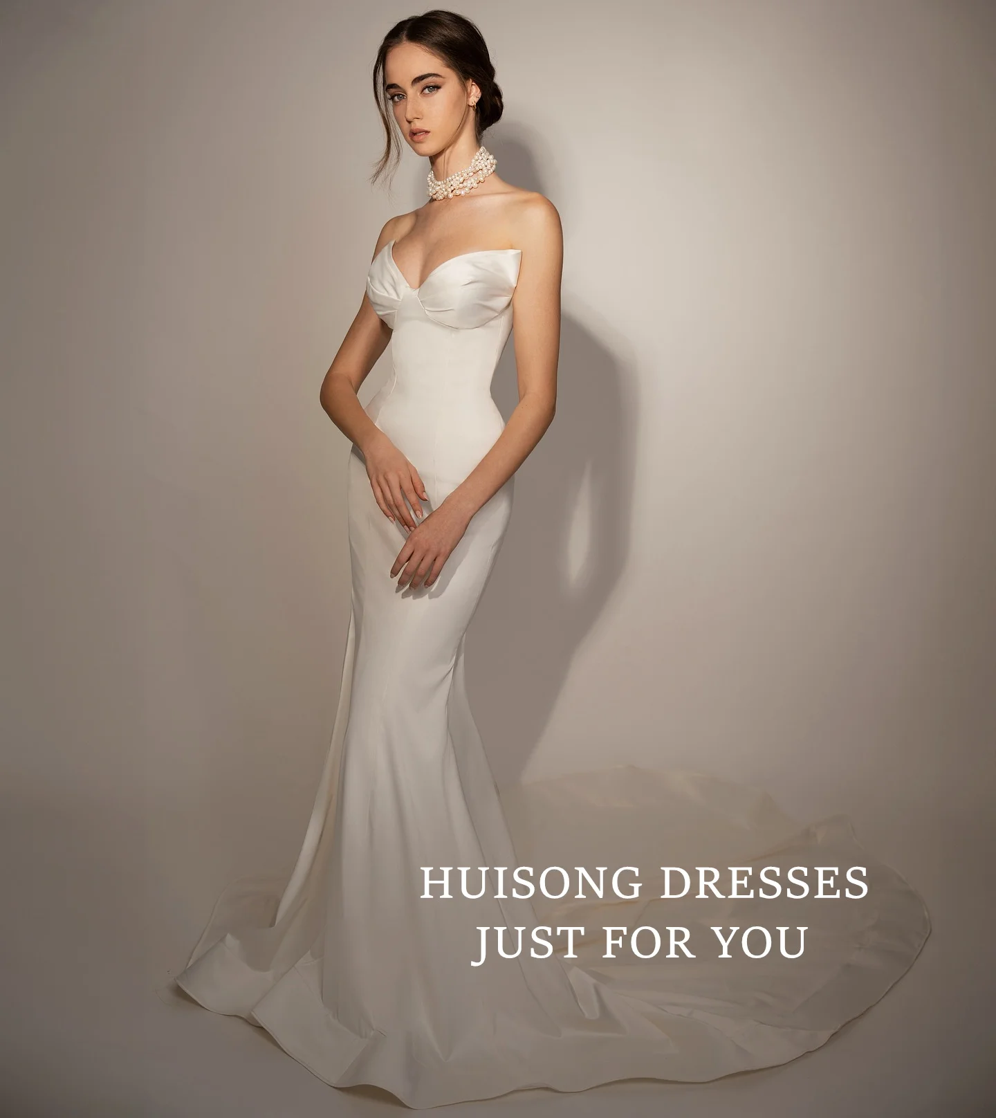

HUISONG Customized Simple Satin Mermaid Wedding Dresses Sweetheart Sleeveless Bohemian Wedding Gown