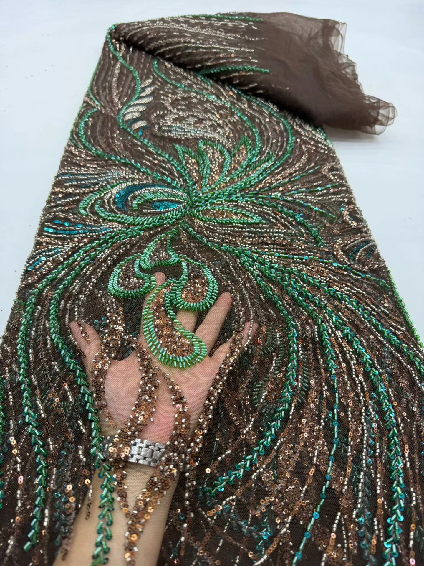 

2026 Nigerian Sequins Tulle Lace Fabric High-Quality Embroidery African Net Cloth for Prom Dresses Beads 5 Yards DP0504