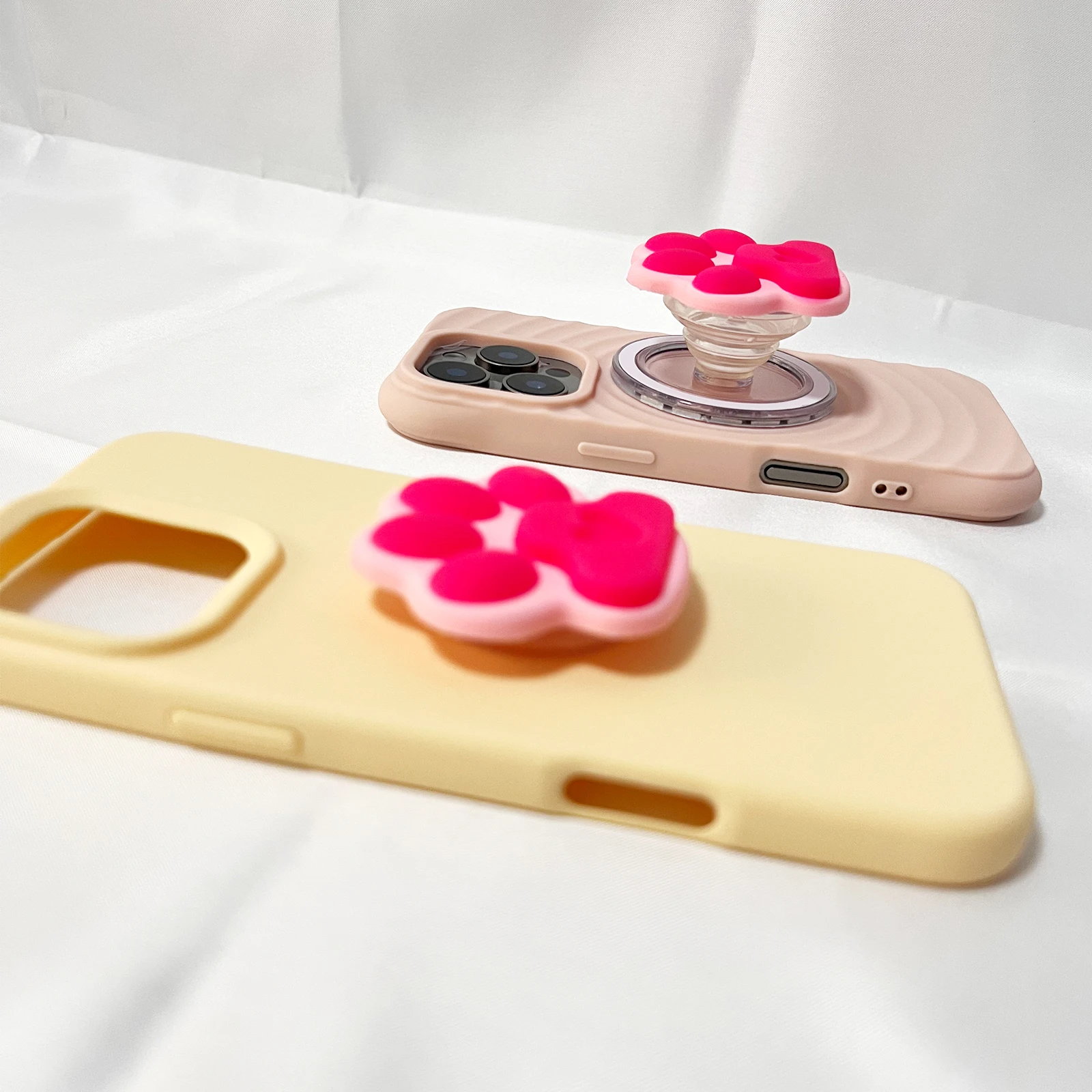 Leuke Cartoon Siliconen Cat Claw Telefoonhouder Grip Tok Telefoonhoesje Stand Ondersteuning voor iPhone 17 iPhone 16 Pro Max Samsung