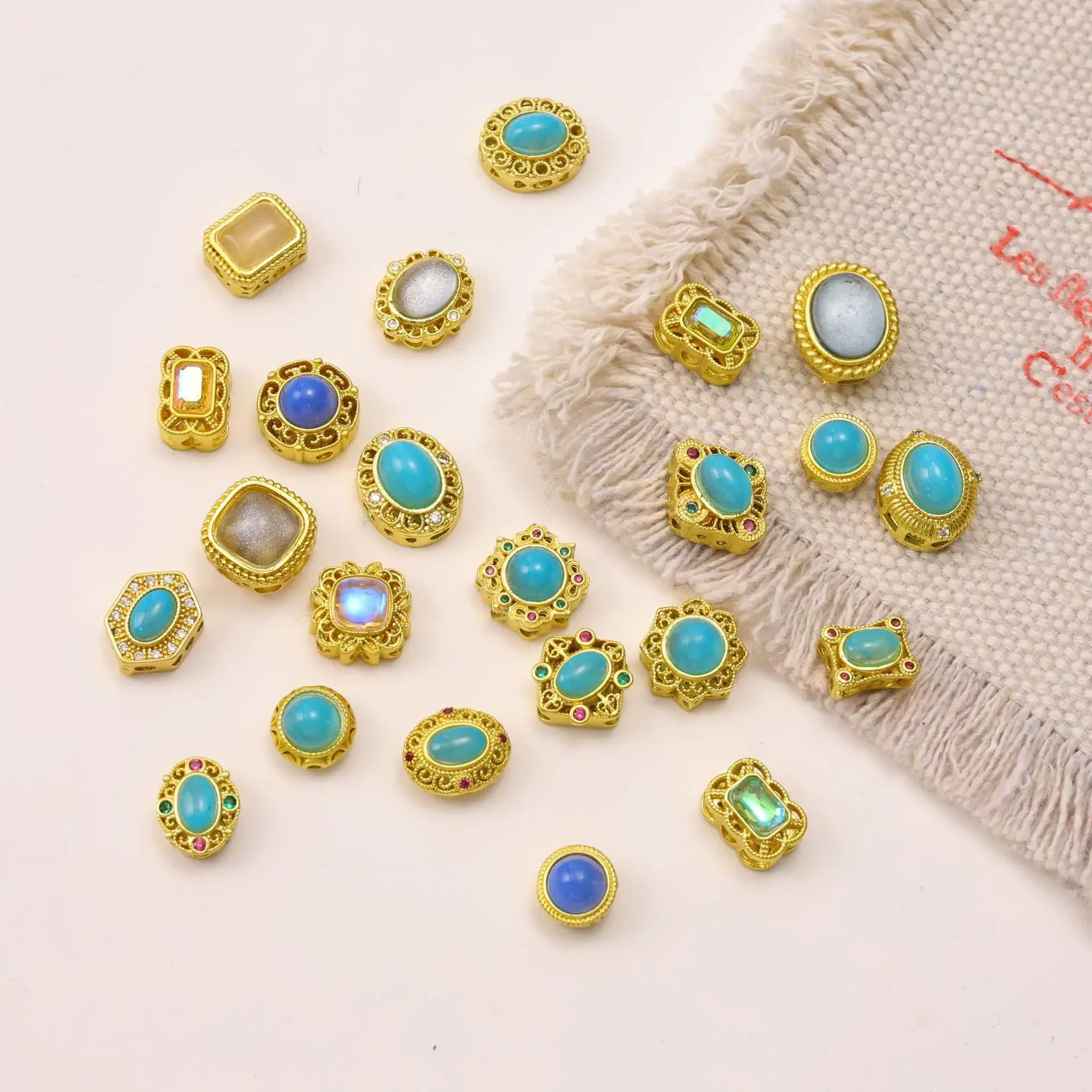 5 Pieces of Copper Gold-plated Blue Moonstone Spacer Beads DIY Pearl Bracelet Necklace Hand String Jewelry Accessories Wholesale