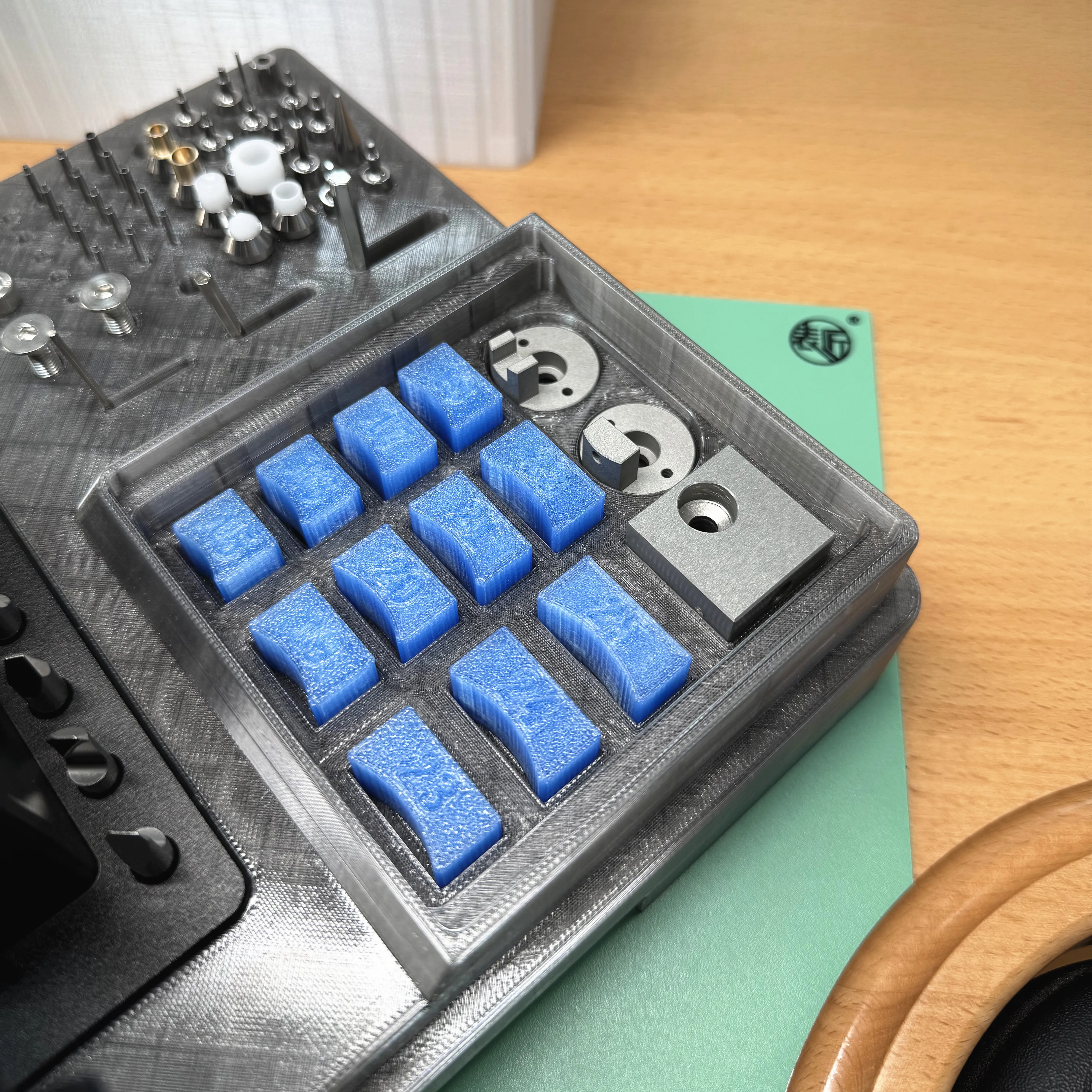 Ferramenta de relógio de alta qualidade TLF, capa multifuncional, caixa de abertura e desmontagem, controlada para uso por Watch Make