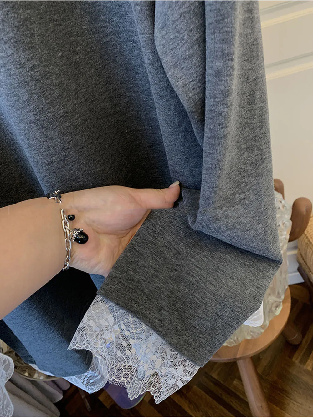 Koreański styl Jednokolorowe koronkowe topy Wiosna Jesień Dralon Koszulka z długim rękawem Wszechstronny oversize damski pulower