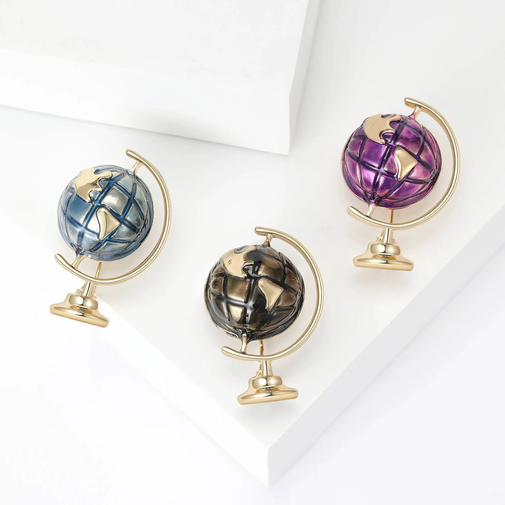 Fashionable Commuter Earth Globe Brooch Pin Creative Alloy Sweater Scarf Buckle Clothing Accessory Versatile Jewelry Pin