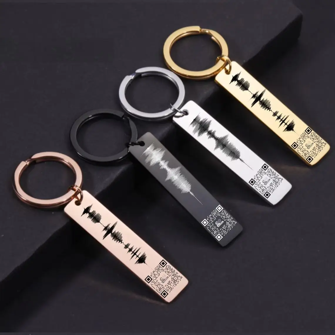 

Custom Audio Scan QR Code Personalized Keychain voice recording Sound Wave Engraved Message Keyring BTS audio Music Gift