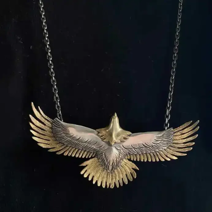 The Middle Ancient Times Style Fine Carved Two-color Eagle Pendant Necklace Men Domineering Mature and Charming Jewelry Necklace