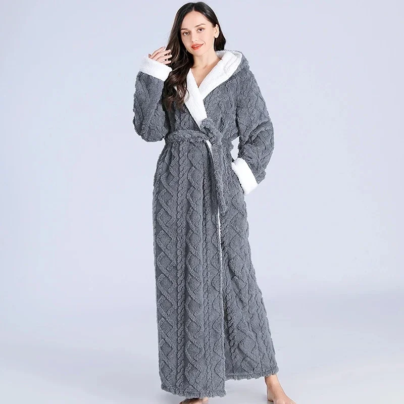 

Loose Long Thick Bath Robe Hooded Winter Thick Women Bathrobe Flannel Terry Warm Comfortable Sleepwear for Female Dressing Gown