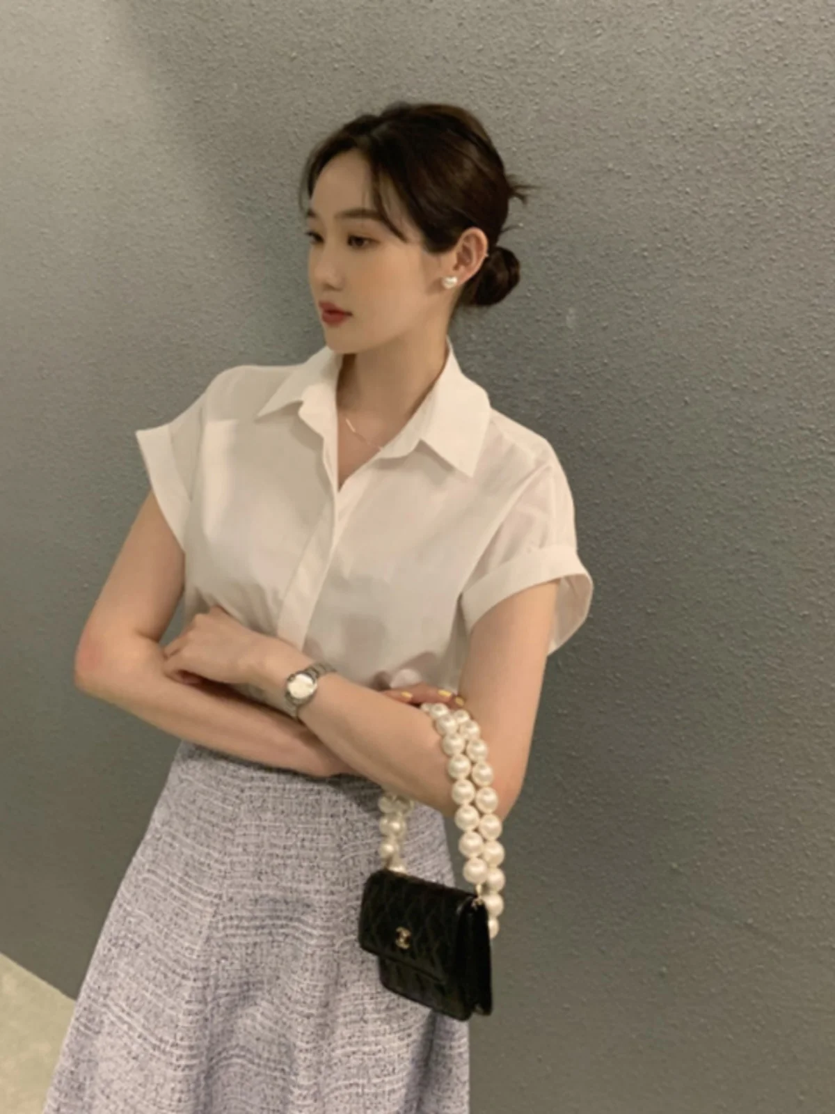 Schickes Frühlings-Neues SLE-Loose-Fit-Casual-Oberteil mit Umlegekragen und einem Knopf zum Aufrollen von Sve Flng Sve für Damen