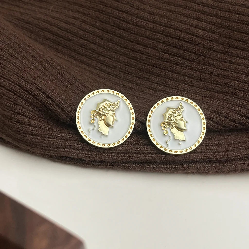 DIY accessories French retro oval oil drip earrings silver needle vintage court temperament earrings high sense medieval earring