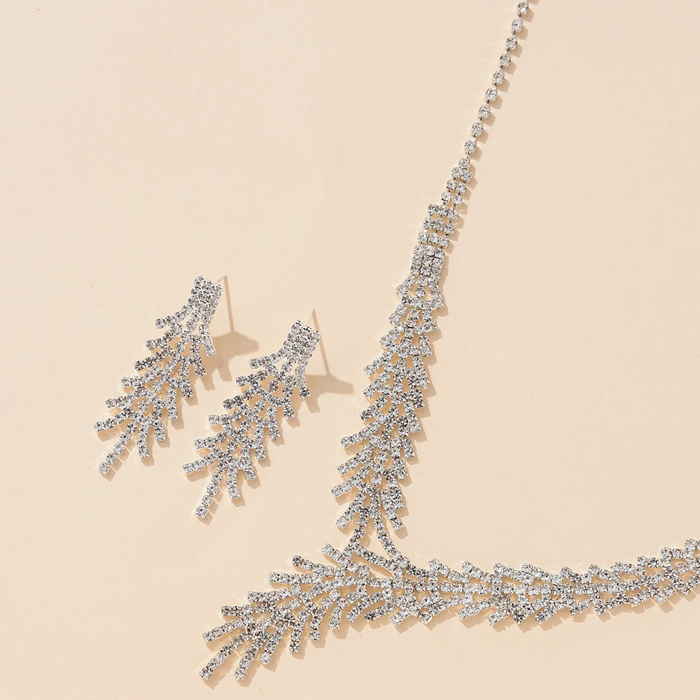 3pcs Women Jewelry Set, Luxury and Casual Rhinestone Women necklace,earring jewelry set, suitable for daily wear, gifts for frie image 4