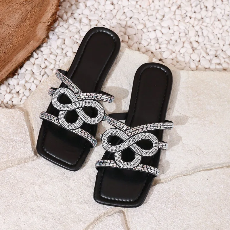 

Rhinestone Slippers Summer New Women's Xia Flat 2025 Fashion Sandals