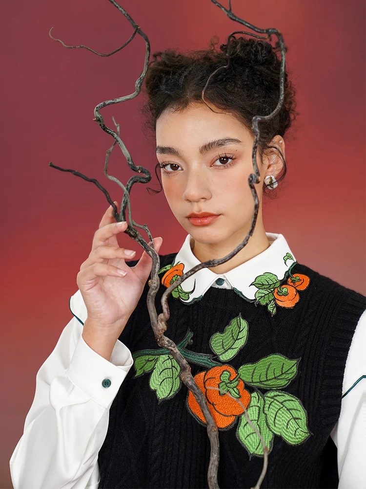 Spring and Autumn Women Chinese style Persimmon Embroidered Shirt