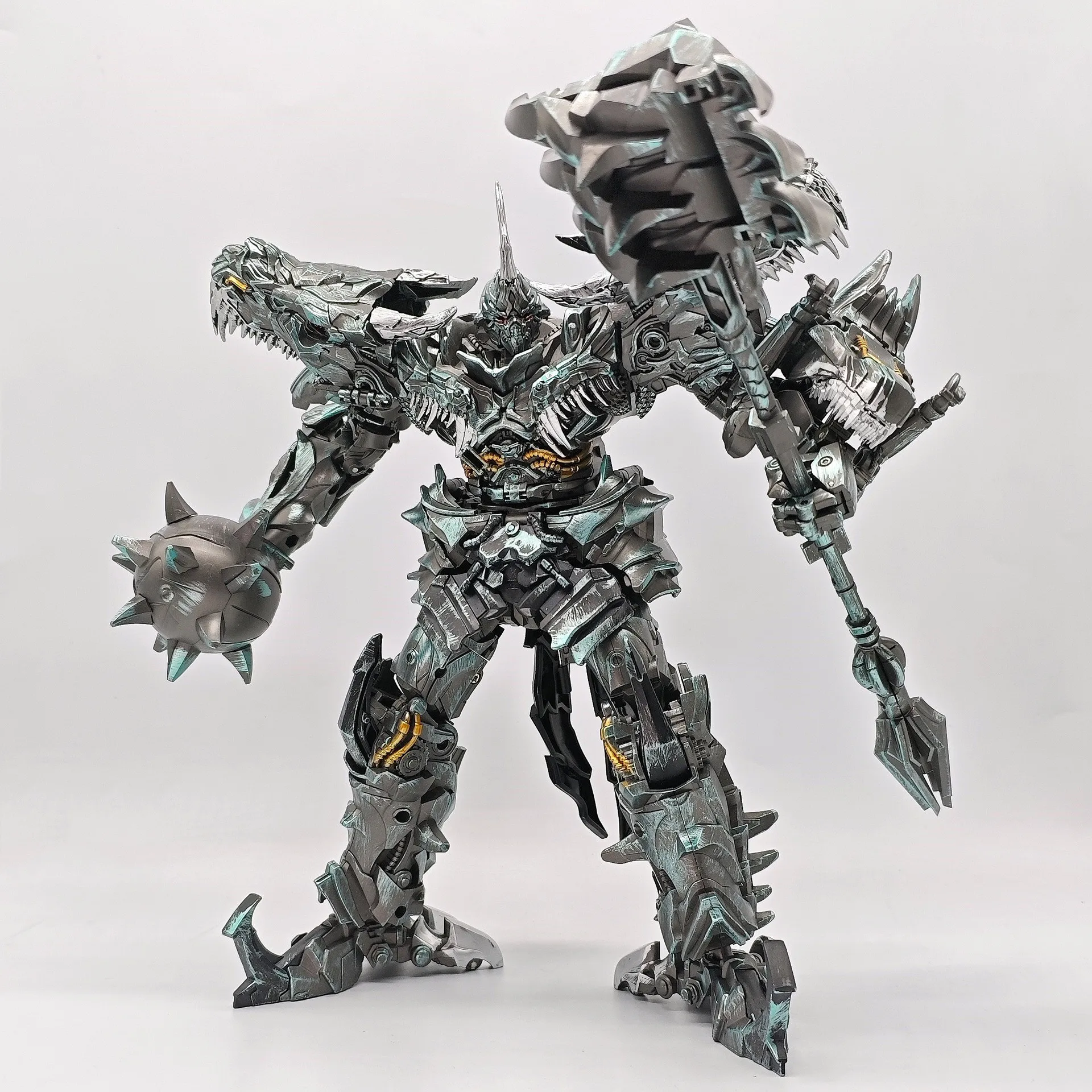 Фигурка-трансформер BAIWEI Gri – обзор и цена Model Kit Robot