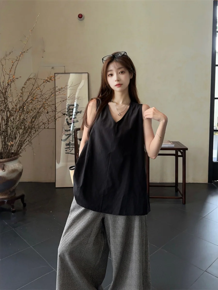 

Retro Women's Set Casual V-neck Sleeveless Vest And Plaid Wide Leg Pants Two-piece Summer New Style Fashion Ensemble
