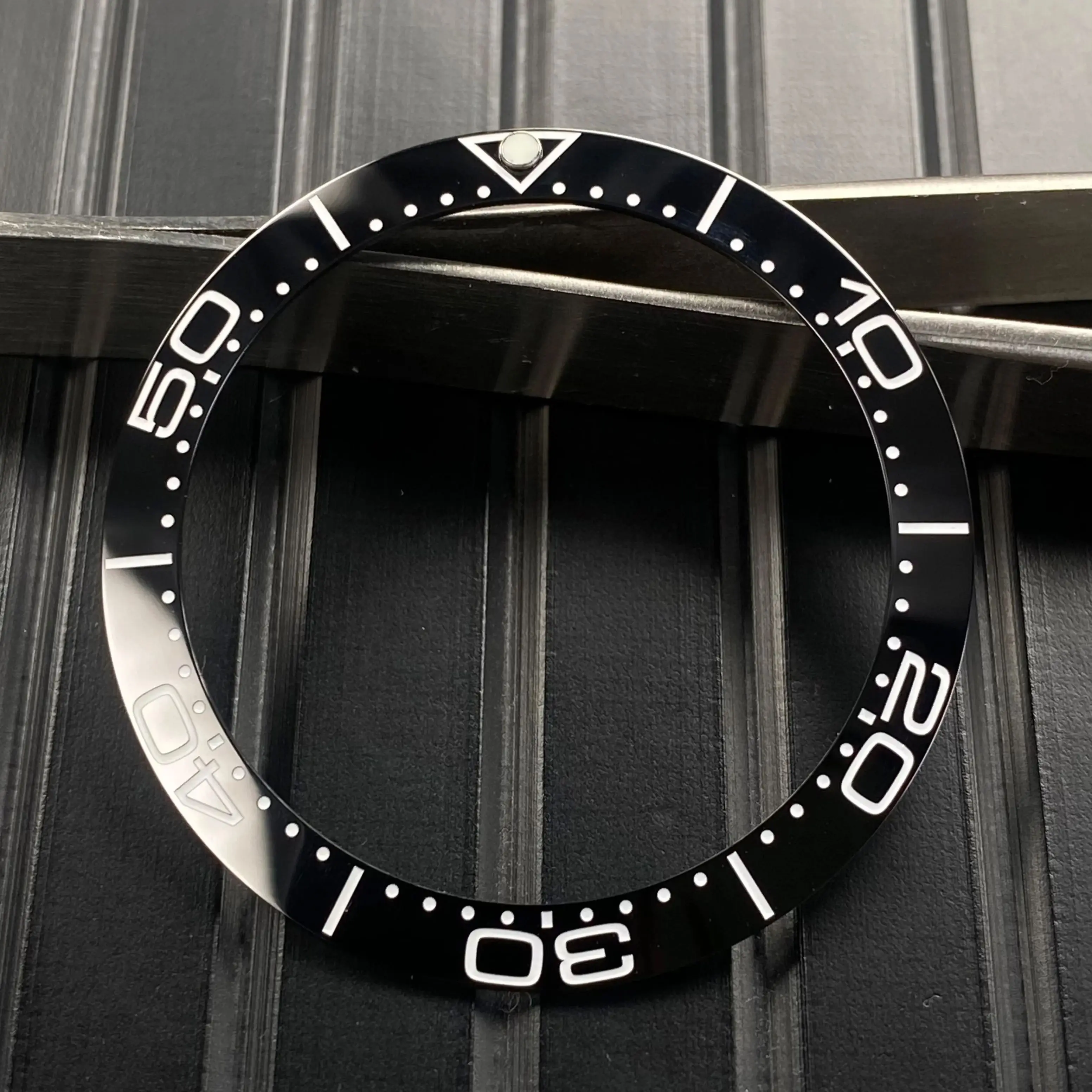 38mm * 30.5mm Lunetta in ceramica SM Lunetta Serie Verde Perline luminose Inserto Anello Pendenza Fit SKX007 NH35 Cassa Lunetta Parti di ricambio