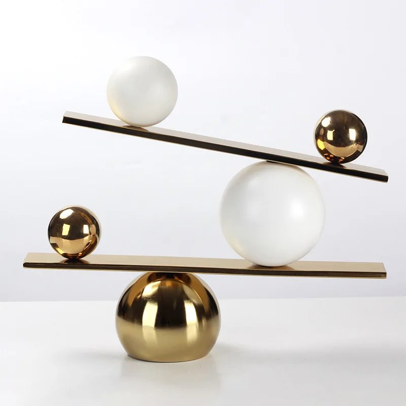 

Seesaw light luxury abstract alloy ornament, Nordic home decoration, study tabletop decoration