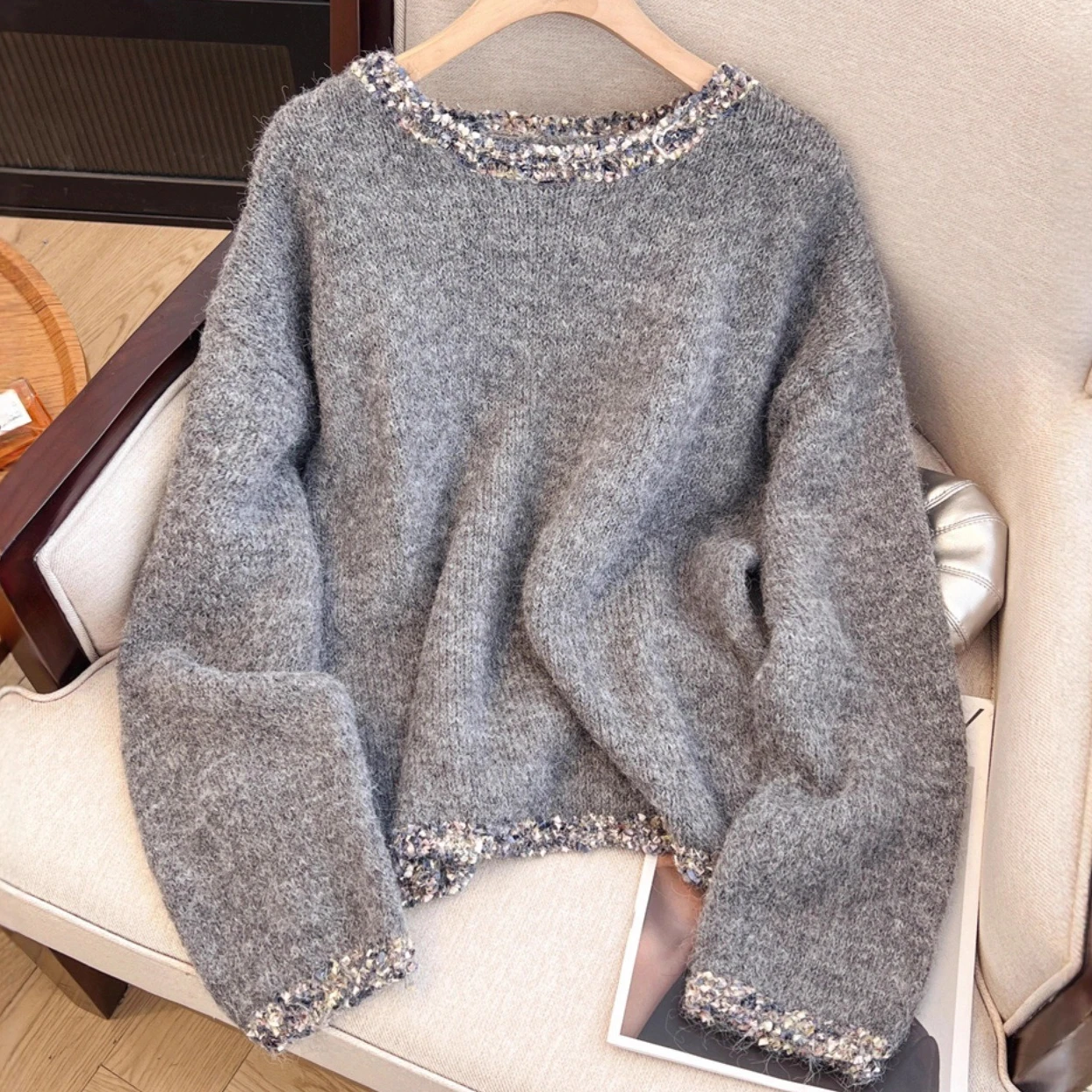

Women Knitted Pullovers Jumpers Cuff Spliced Sweaters Round Neck Long Sleeves Loose Fit Office Lady Elegant Casual Spring 2026