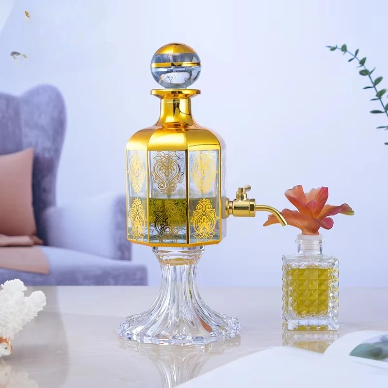 

Luxury gold crystal perfume fountain with antique style decoration and premium perfume dispenser