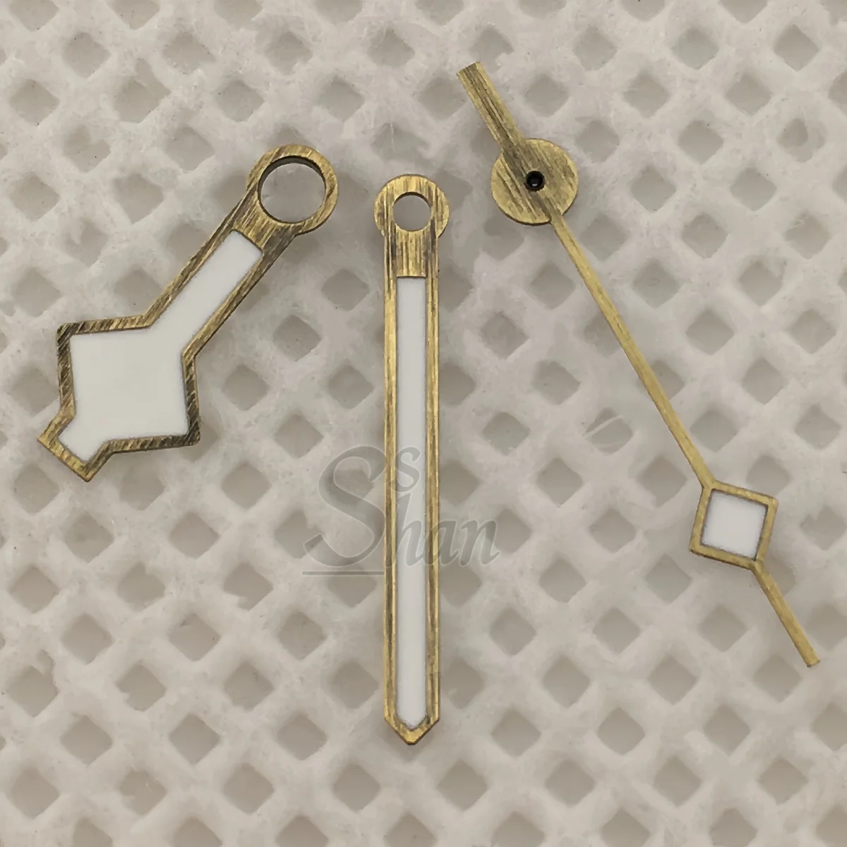 

Black gold silver rose gold snowflake watch hands are suitable for the NH35A PT5000 ETA2824 movement Green luminous watch hands