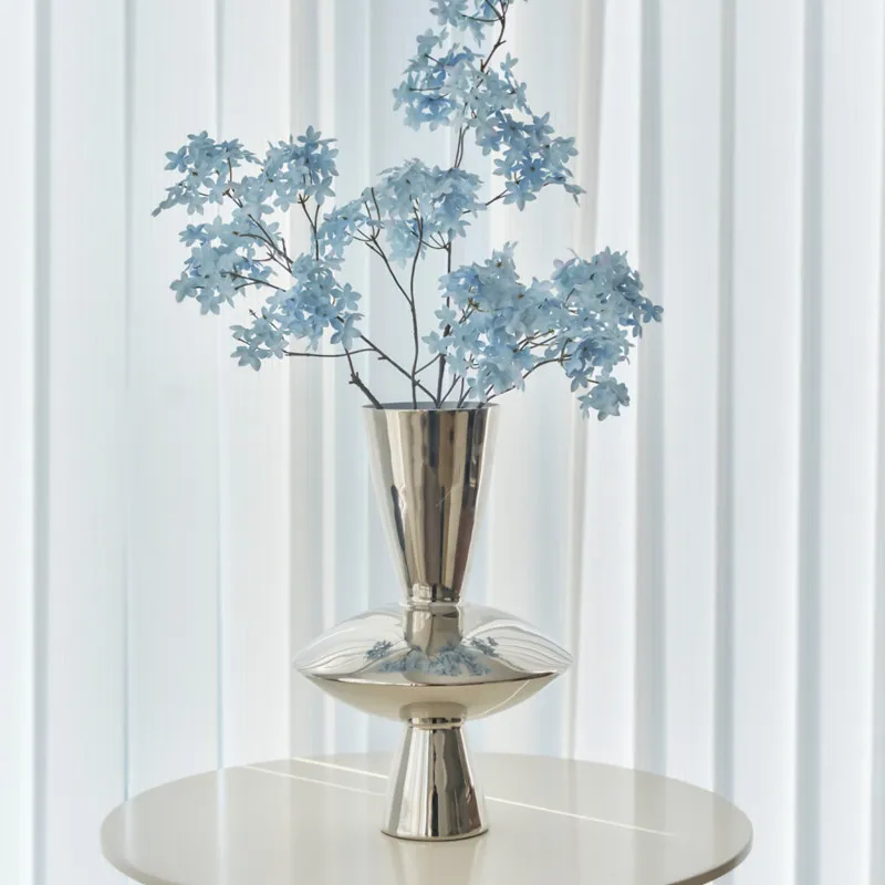 Craft aluminum flying saucer flower ware light luxury model room TV cabinet high-grade metal silver vase decorative ornament