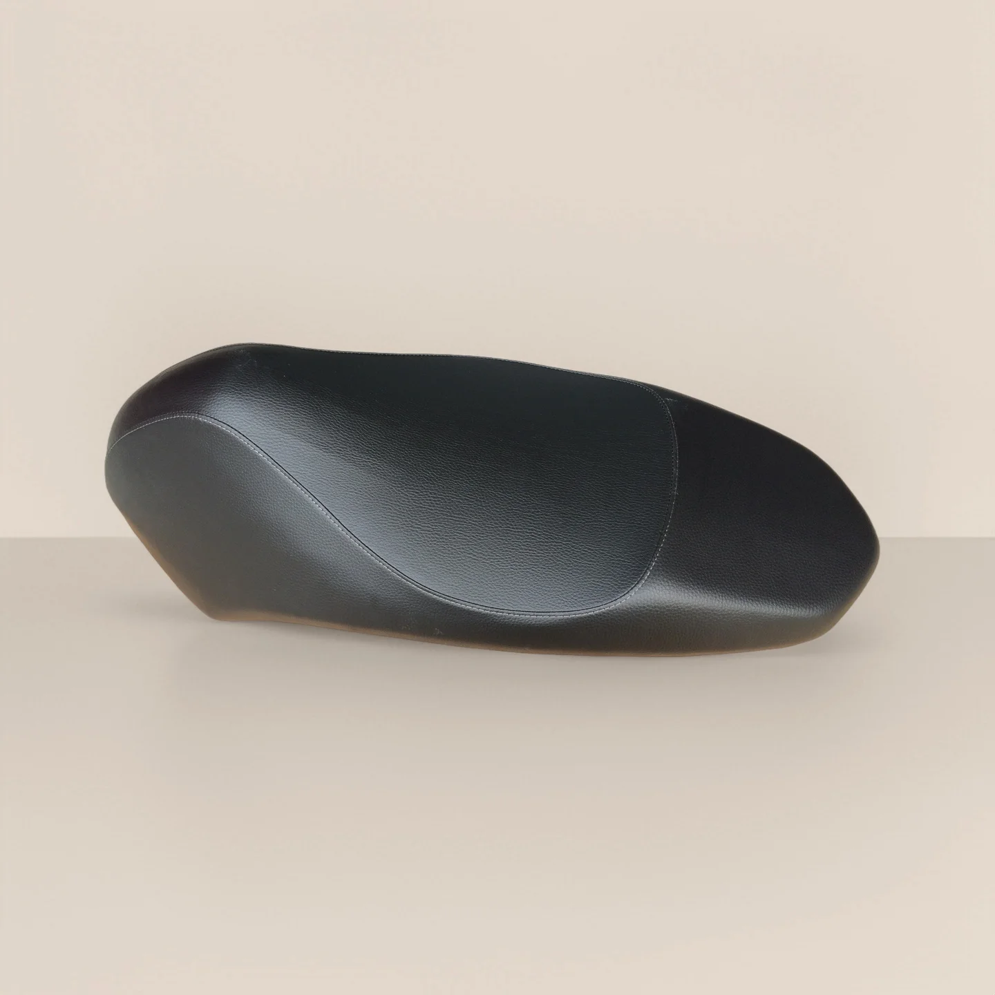 

motorcycle scooter seat of kisbee 50 4T 2T motorcycle spare parts scooter seat