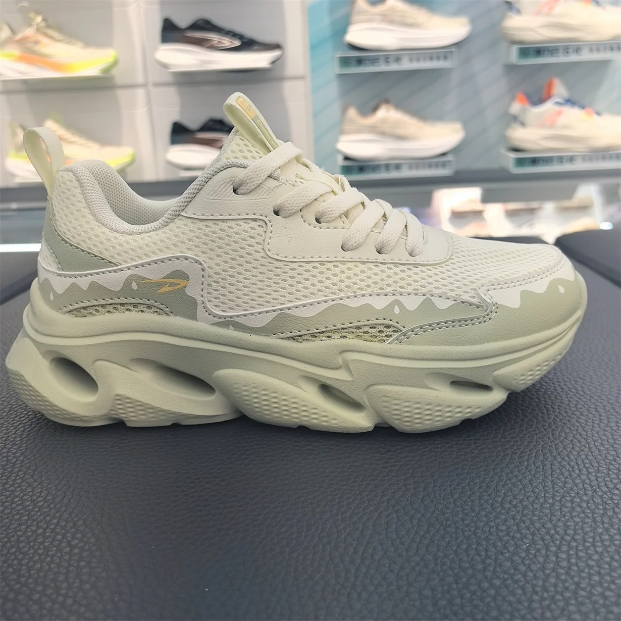 Deerway Zapatos para correr para mujer, absorción de impactos, parte inferior hueca, antideslizantes, resistentes al desgaste...