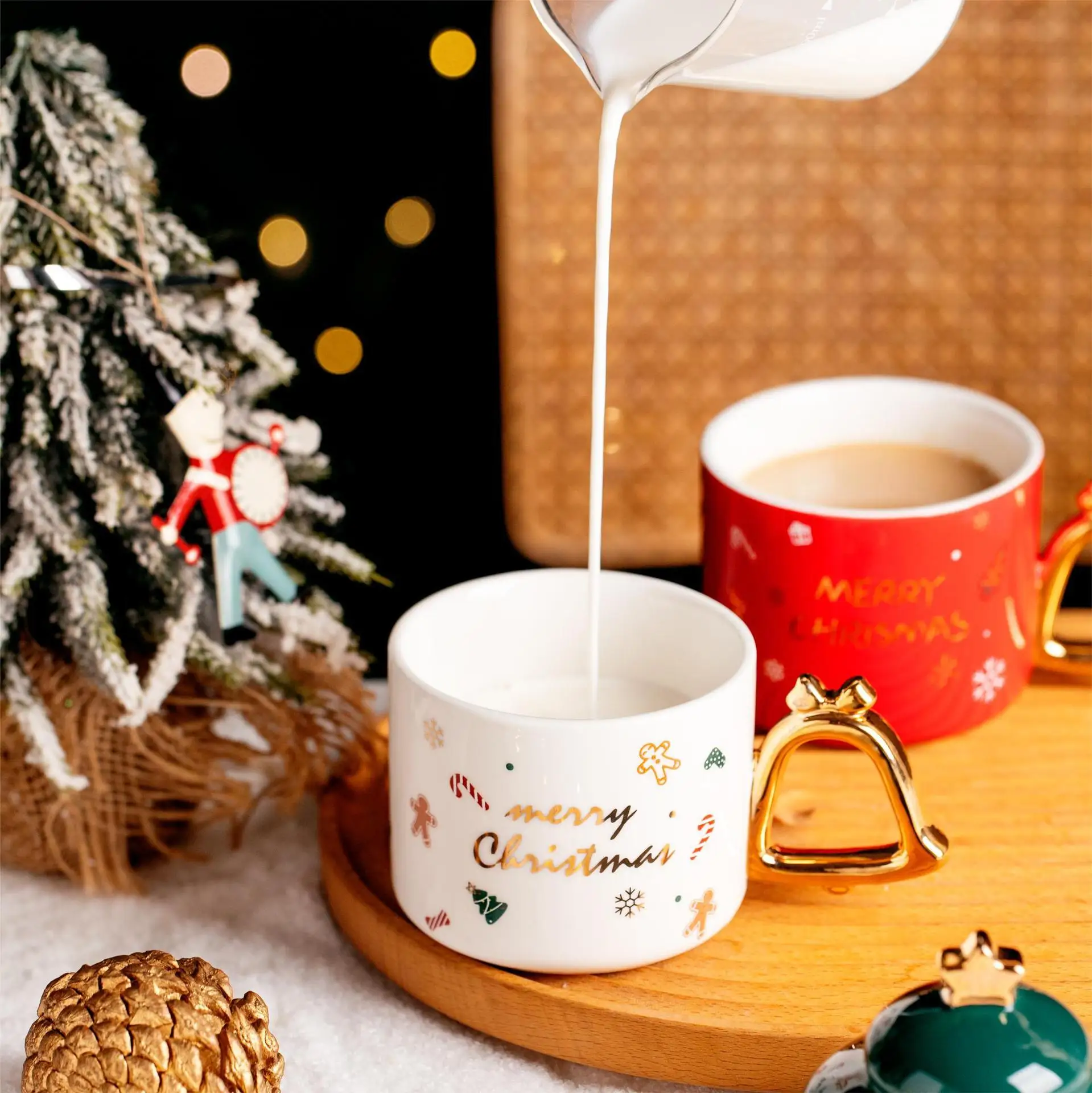 Ticktockery Christmas Tree Modeling Mugs Coffee Cups Ceramic Cup with Cover Gold Christmas Wind Chimes Handle Drinking Cup