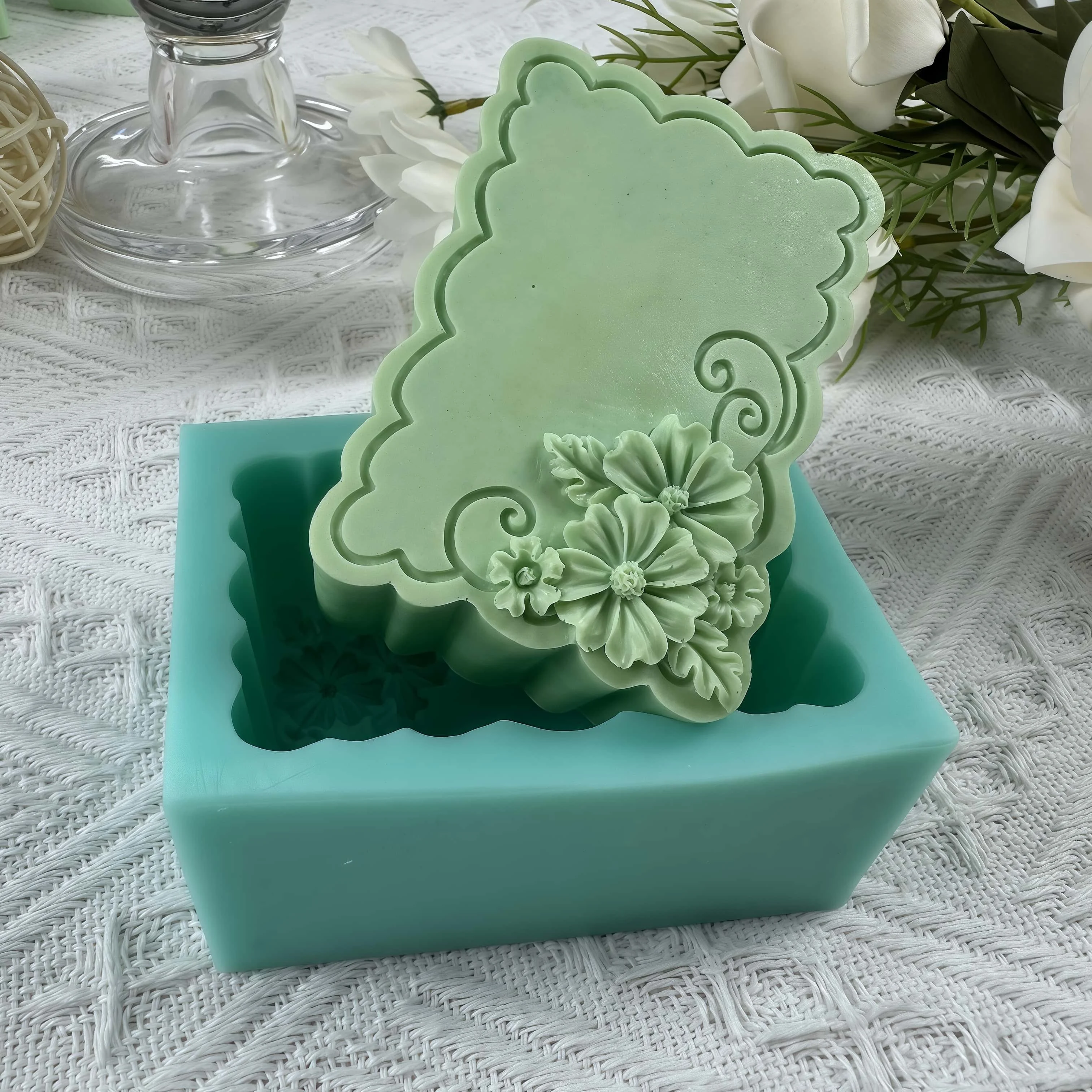 Schmetterlings-Blumen-Seifenfo – Butterfly Rubber Sheet Bewertung und Preis