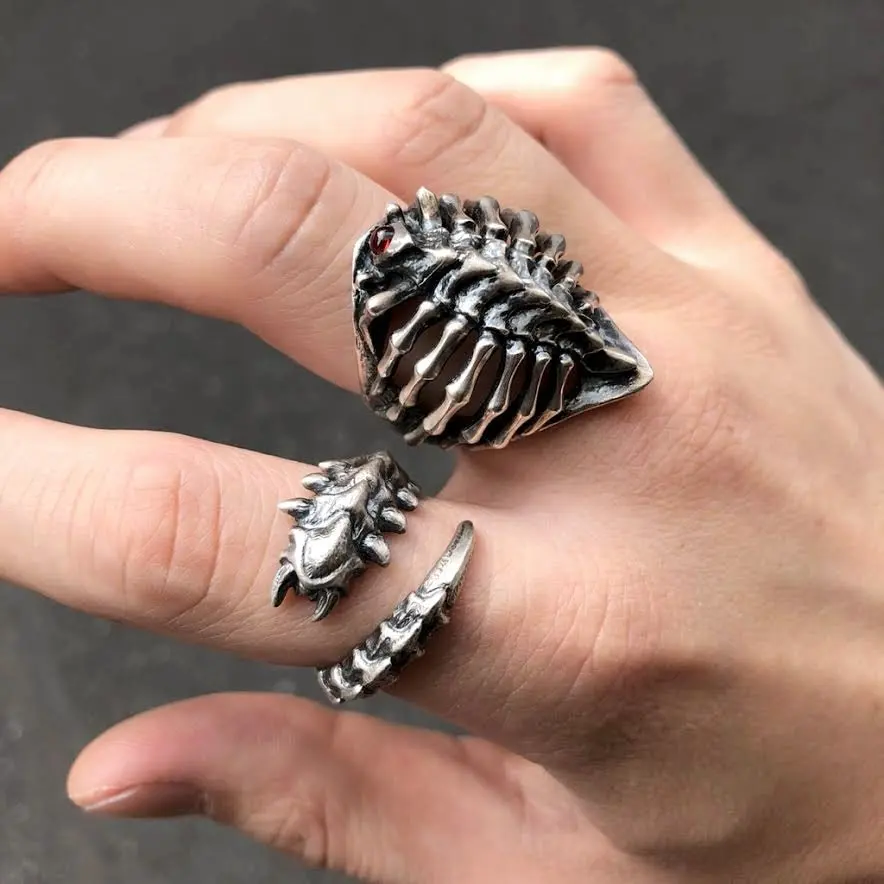 Retro Strange Freak Designs Centipede Ring Hall of Fame Level Fantasy Beast Skeletons Fashionable Unisex Adult Jewelry