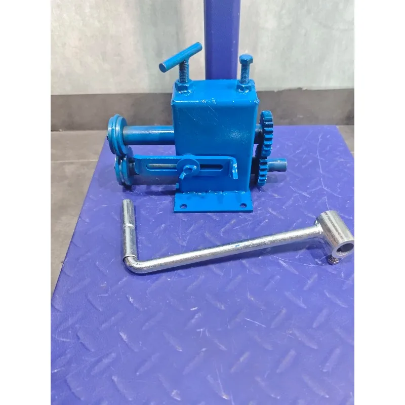 Iron Sheet Edge Pressing Machine Aluminum Sheet Pipe Elbow  Bite Starting Machine Hand Crank Edge Pulling Machine 1pcs