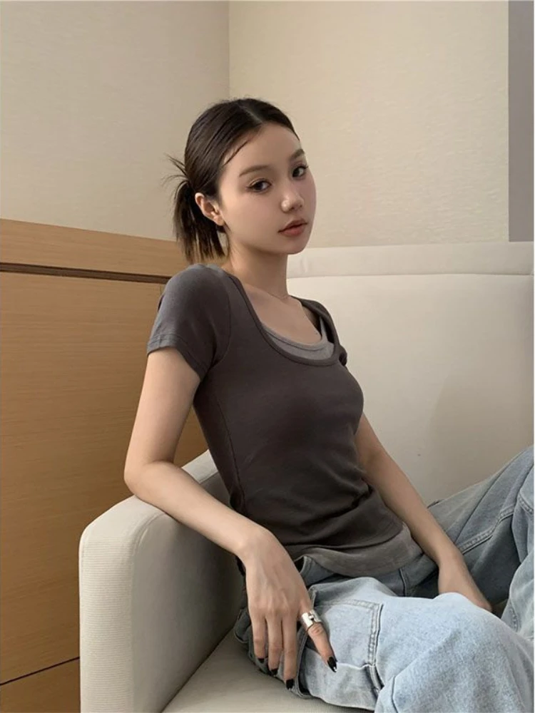 T-shirts Women Fake 2 Pieces Patchwork Short Sleeve U-neck Summer Contrast Color Slim Korean Style Simple Spicy Girls Crop Tops