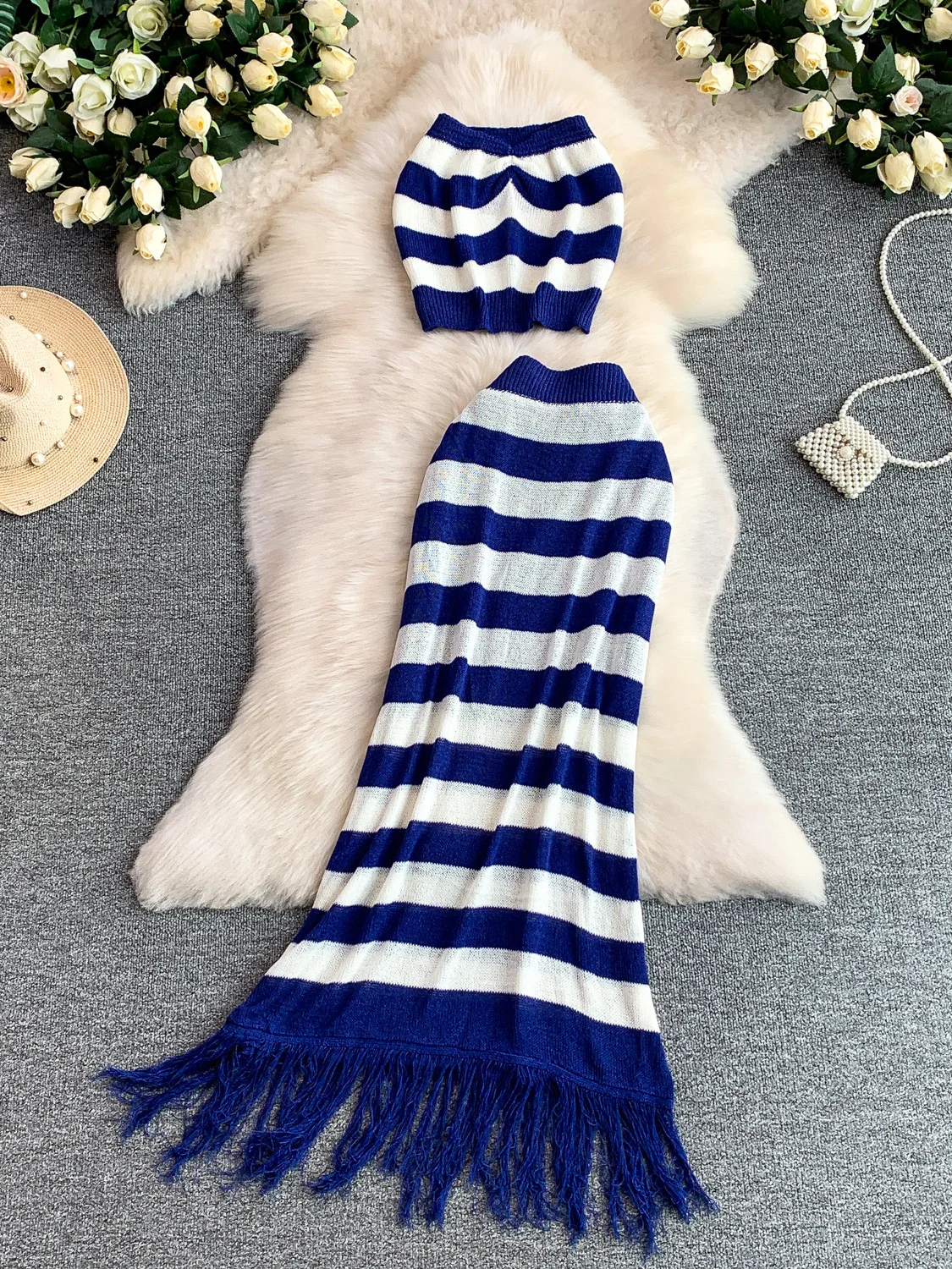 

Elegant Knitted Wrap Chest Skirt Short Sexy Waist Stripe Tassel Fish Tail Long Dress Two Piece Set Pure Desire Style