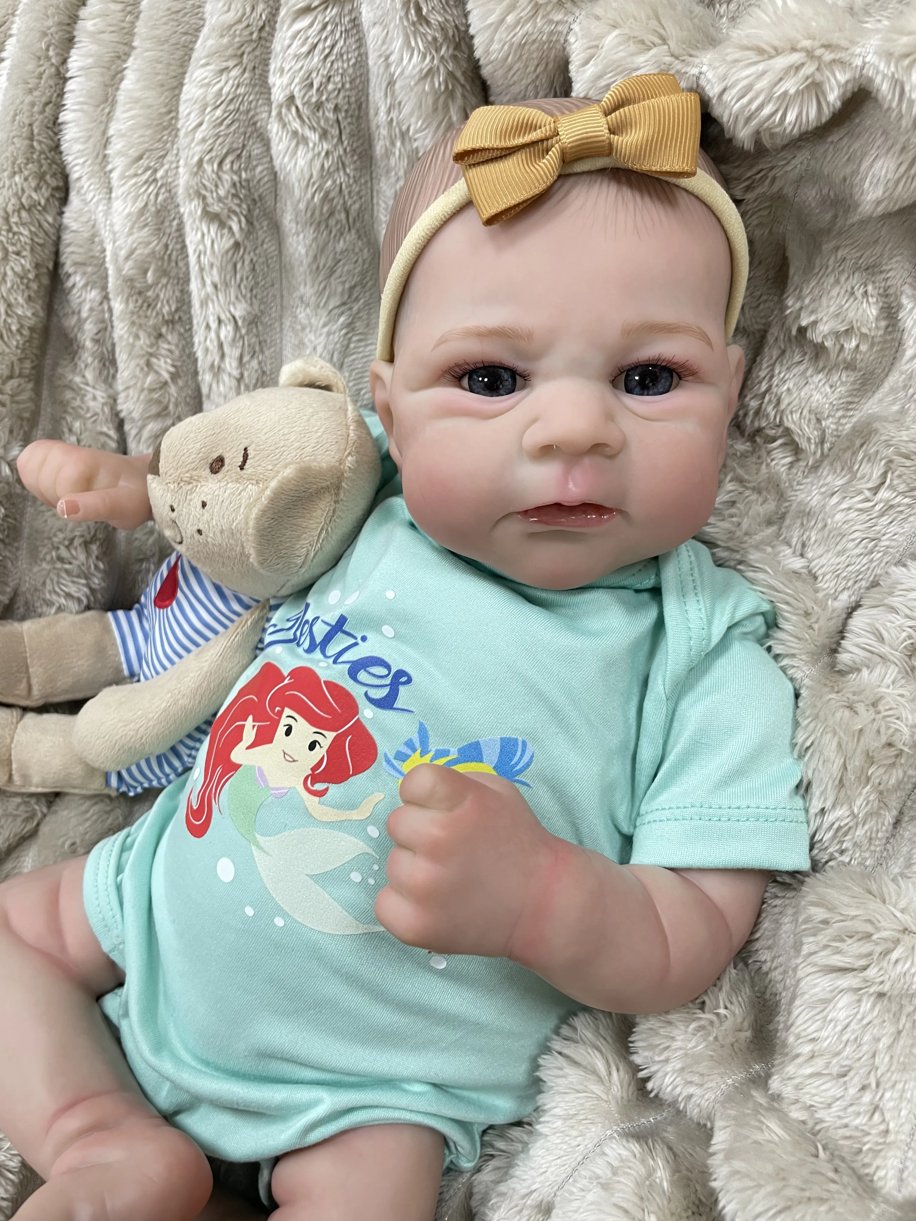 Cokela 19 Zoll/48 cm Großhandel lebendig lebensechte weiche Ganzkörper-Silikonpuppe Babyspielzeug wiedergeborene Puppen Silikon-Babypuppe