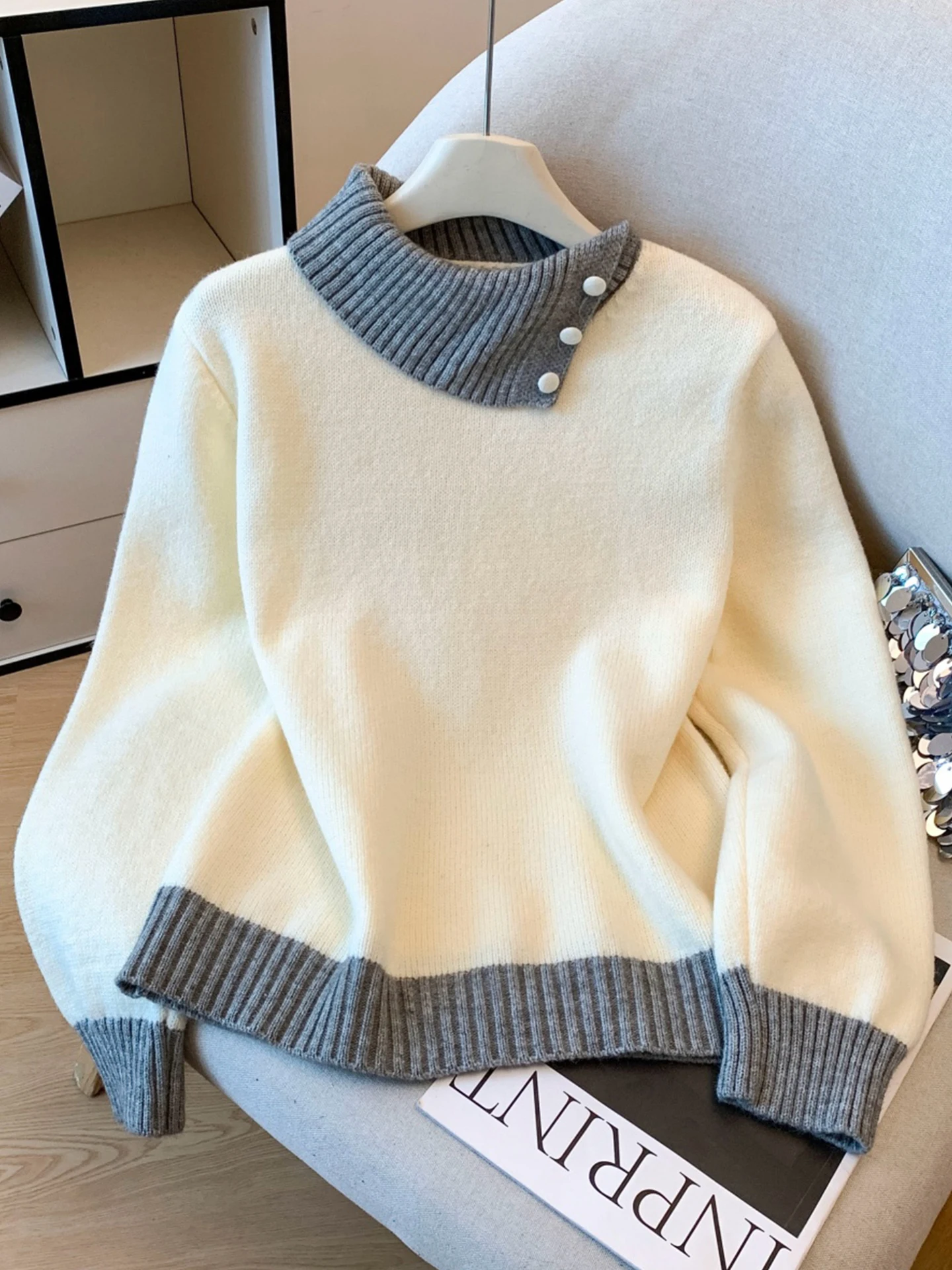 

Emily Clud Premium Color Blo Knitwear Collared Side Buttoned Sweater Autumn Winter Thiened Camere Women's Faion