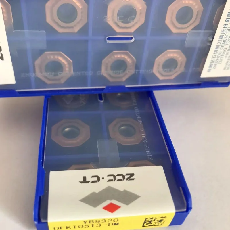 OFKT05T3-DM YB9320 /OFKT05T3-DM YBD252 /OFKT05T3-DM YBM251 /OFKT05T3-DM YBM253 CNC Alat Putar Pisau Sisipan Karbida 10 Buah