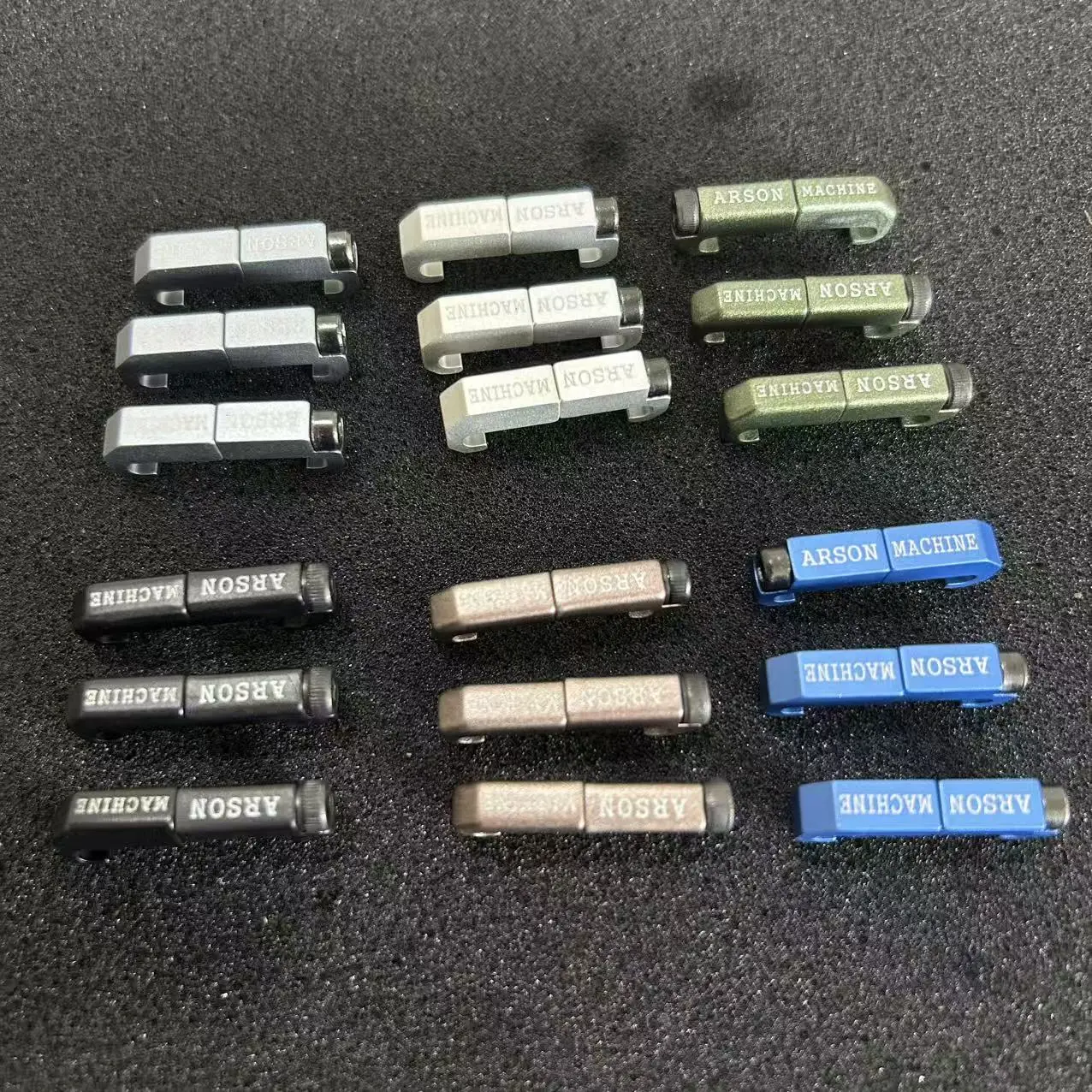 

Tactical PEQ15/DBAL/M300A/M600C flashlight tail organizer, wire control card slot metal wire holder