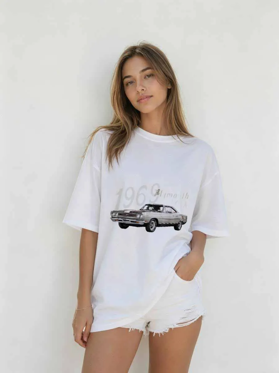 T-shirt ultra léger, extrêmement léger, incroyablement fin, remarquablement mince, exceptionnellement élancé, étonnamment fin, effet usé
