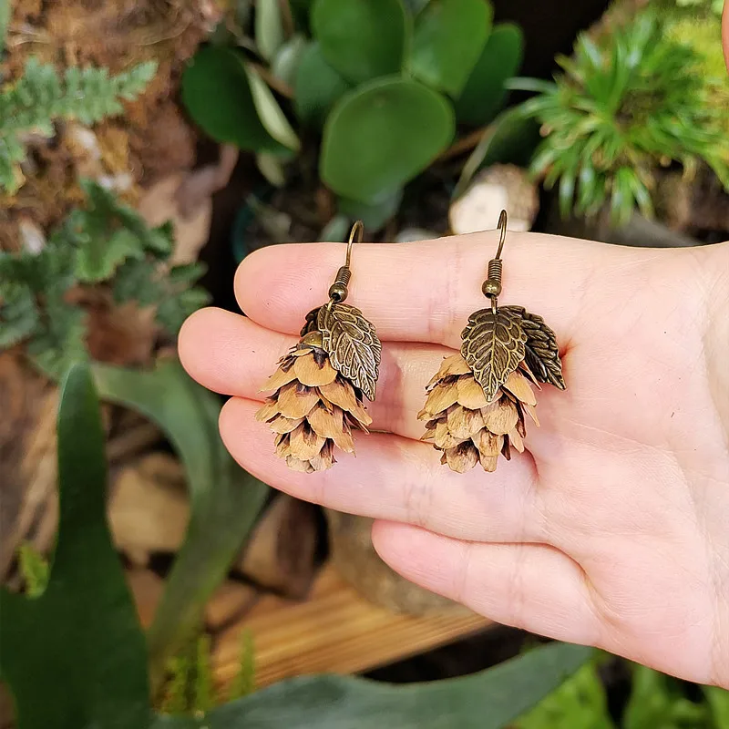 New Fashion European and American Retro Forest Pinecone Drop Earrings Creative Long Wooden Natural Dried Fruit Tassel Earrings