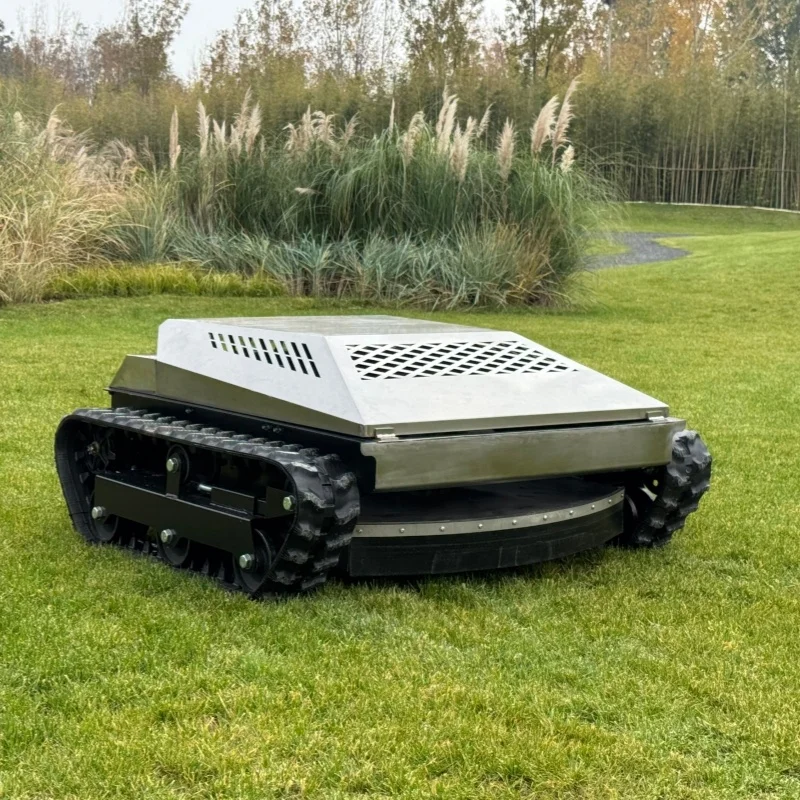 

Tracked All Terrain Remote-controlled Lawn Mower 4 Batteries Grass Cutting Machine with GPS