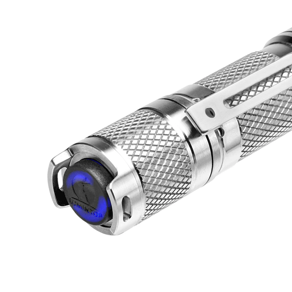 Lumintop TOOL AA V3.0 مصباح يدوي من التيتانيوم EDC مع مشبك وموزع 900 لومن ضوء محمول مدمج للحمل اليومي