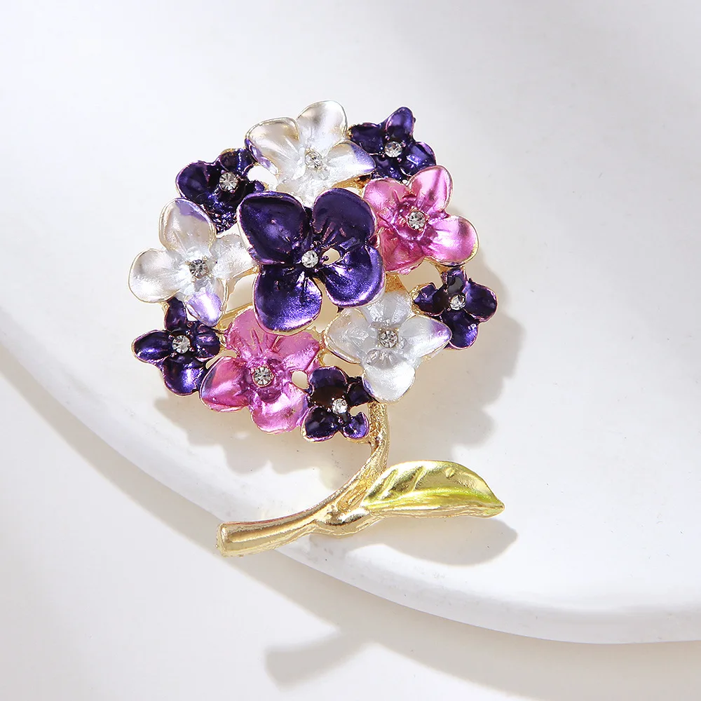 Creative Purple Enamel Hydrangea Plant Flower Brooch For Women Ladies Wedding Party Banquet Pin Sweater Coat Suit Accessories