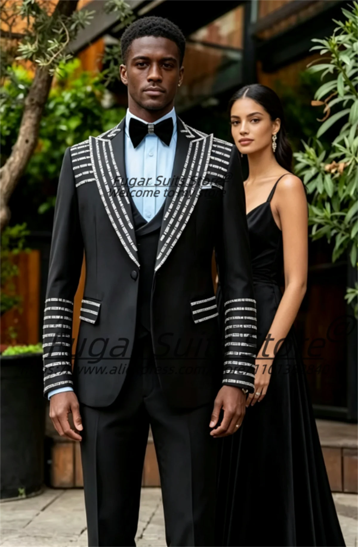 Luxury Silver Rhinestone Striped Men Suits Customized Slim Fit Peak Lapel Groom Wedding Tuxedos 3 Pieces Sets Male Party Blazers